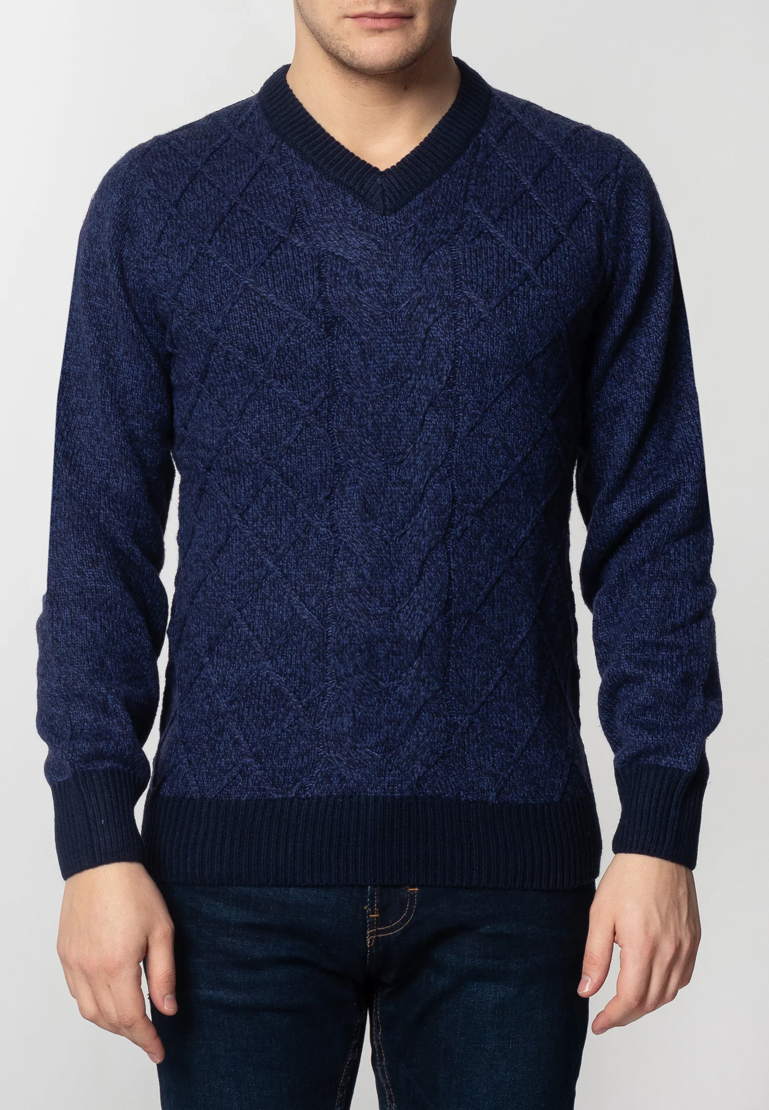 Hatcliffe cable v-neck jumper - Image 3