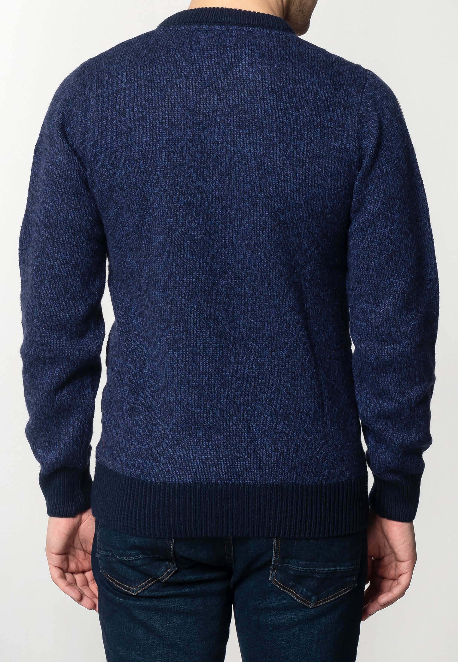 Hatcliffe cable v-neck jumper - Image 4