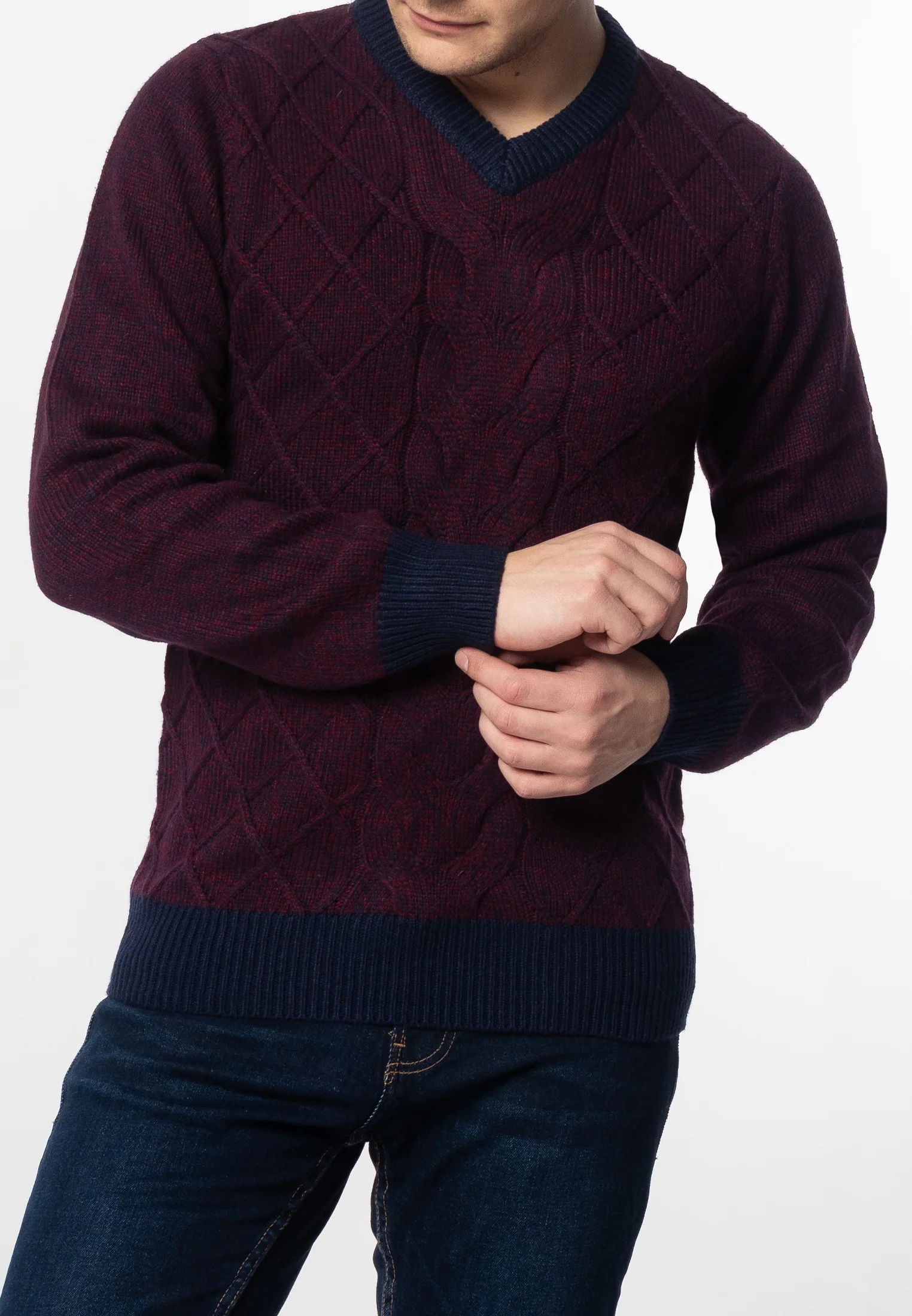 Hatcliffe cable v-neck jumper - Image 6